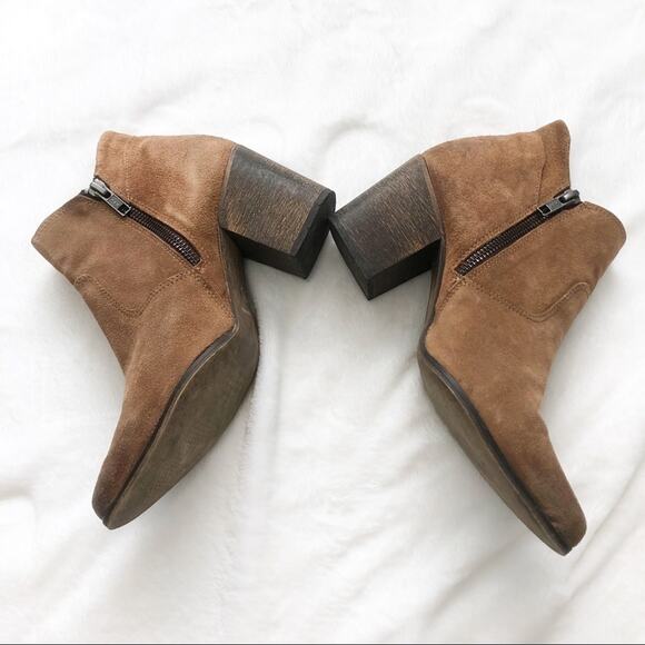 Freebird by Steven brown tan suede ankle boots 7 cowboy western heel - Picture 7 of 13